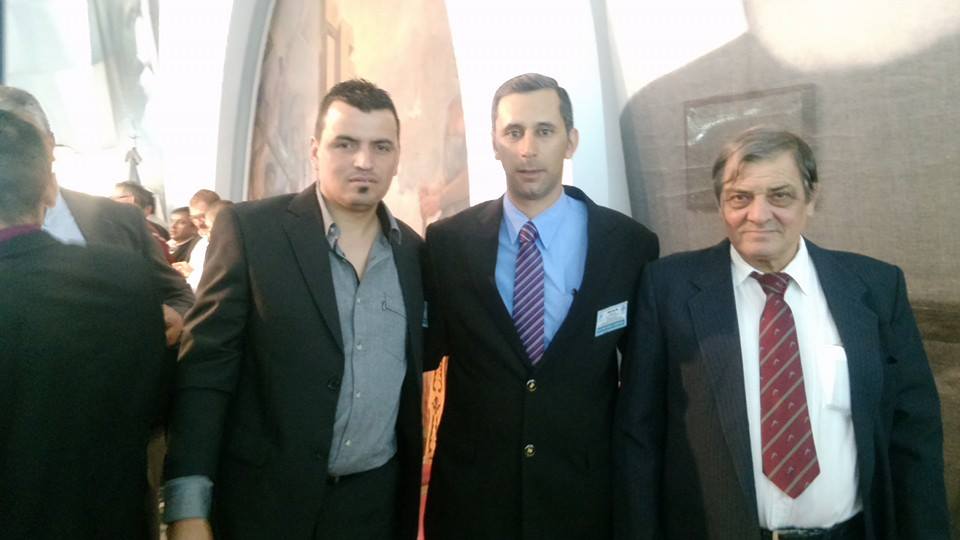 12032186_961772553845791_1385055743752764301_n